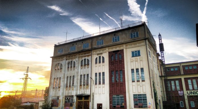 Zakład produkcyjny 'Unitra-Eltra’ – czyli historyczne miejsce które popada w ruinę (Galeria)