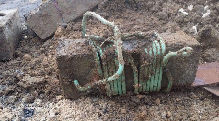 Znaleźli most zaminowany TNT! – ewakuowali 200 mieszkańców mazurskiej wsi