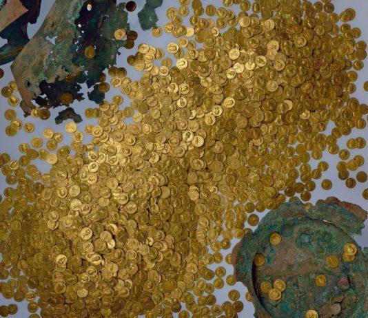 Największy skarb złotych monet rzymskich odkryty dotychczas w historii!