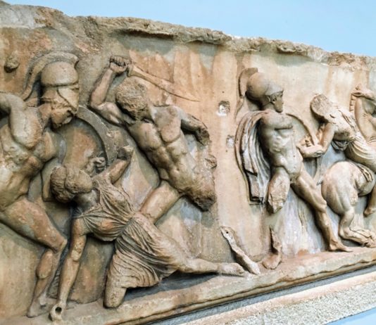 Rzeźby z Partenonu wrócą do Grecji z W. Brytanii?