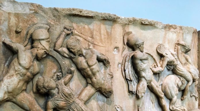 Rzeźby z Partenonu wrócą do Grecji z W. Brytanii?