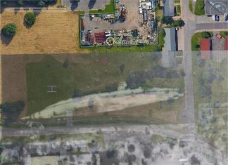 „Podziemny okręt” Admiral Scheer po 74 latach wciąż widoczny z satelity…