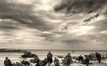 Wielka historyczna rekonstrukcja bitwy o Kołobrzeg, 74 lata od tych krwawych wydarzeń (GALERIA)