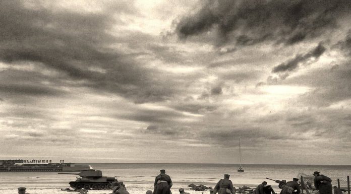 Wielka historyczna rekonstrukcja bitwy o Kołobrzeg, 74 lata od tych krwawych wydarzeń (GALERIA)