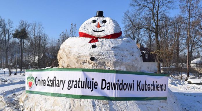 Zbudowali bałwana dla Dawida Kubackiego – konserwator zabytków kazał go usunąć.