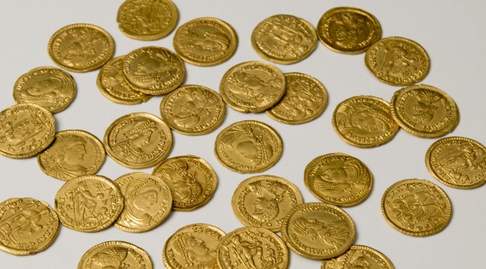Największy skarb złotych rzymskich monet w Holandii – historia odkrycia