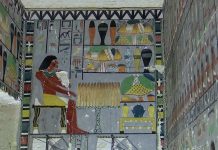 Otwarcie grobowca Khuwy liczącego 4,4 tys. lat, odkrytego ostatnio nieopodal Gizy (GALERIA + WIDEO)