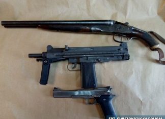 W trakcie porządkowania garażu po teściu znalazł – broń, amunicję i granat!