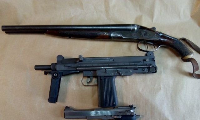 W trakcie porządkowania garażu po teściu znalazł – broń, amunicję i granat!