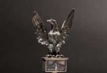 Zaginiony orzeł z głowicy sztandaru 1 Pułku Strzelców Podhalańskich na niemieckiej aukcji!