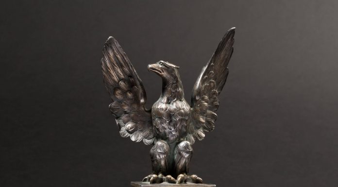 Zaginiony orzeł z głowicy sztandaru 1 Pułku Strzelców Podhalańskich na niemieckiej aukcji!