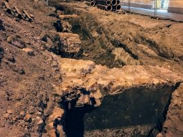 Pozostałości po moście Królewskim z 1813 roku znaleźli robotnicy drogowi w Krakowie