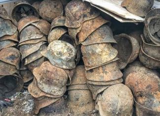 Ogromny depozyt niemieckich hełmów z okresu II WŚ odkryty w Kurlandii + BONUS