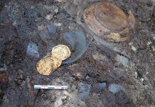 Sześć złotych monet z XVI wieku znaleziono w śmietniku na terenie Frankfurtu