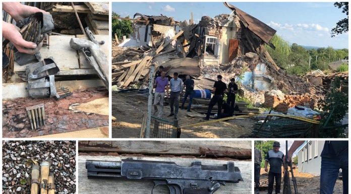 Depozyt broni i amunicji znaleziony przy rozbiórce byłego posterunku (GALERIA)