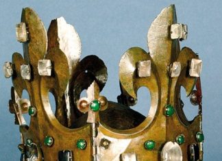 Niezwykły zabytek odkryty przypadkiem – korona hełmowa Kazimierza Wielkiego