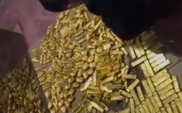 Chiny. 13 ton złota znaleziono w piwnicy byłego urzędnika! (FILM)