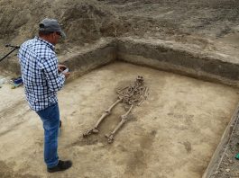 Wielokulturowe stanowisko i poszukiwacze 'w służbie historii’- czyli badania pod Hrubieszowem