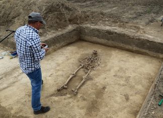 Wielokulturowe stanowisko i poszukiwacze 'w służbie historii’- czyli badania pod Hrubieszowem