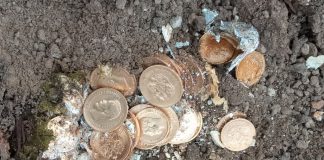 Archeolodzy znaleźli w centrum Kurska 119 złotych monet