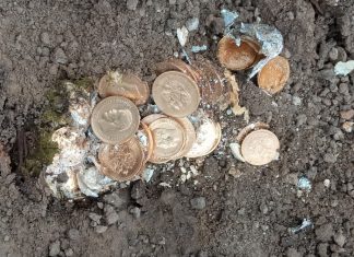 Archeolodzy znaleźli w centrum Kurska 119 złotych monet