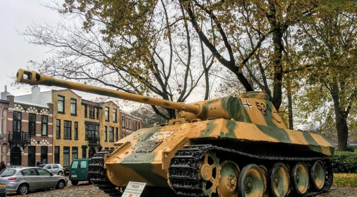 „Polski czołg” w Bredzie… i kilka innych wspomnień po naszych żołnierzach (GALERIA)