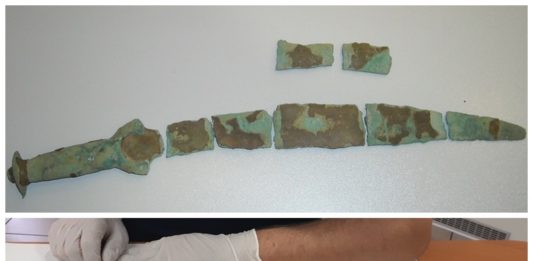 Miecz z epoki brązu przechwycili celnicy z Podkarpacia (GALERIA + FILM)