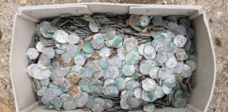 Około 5000 średniowiecznych srebrnych monet znaleziono na cmentarzu w Austrii