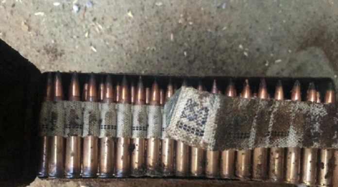 Wielkopolskie. Broń i amunicja znalezione w trakcie remontu (GALERIA)