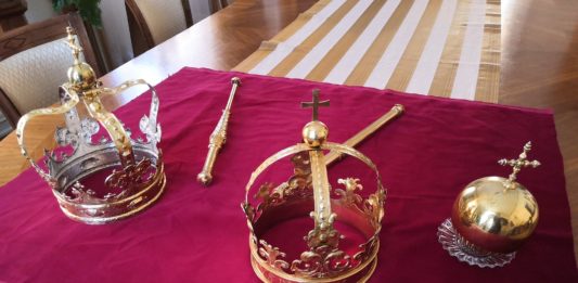 Na Wawel powróciły z konserwacji korony i berła grobowe Polskich królów!