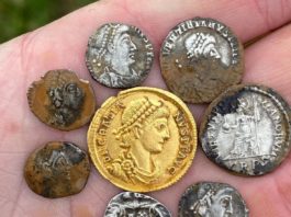 Skarb rzymskich monet i biżuterii odkryty w Anglii