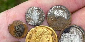 Skarb rzymskich monet i biżuterii odkryty w Anglii