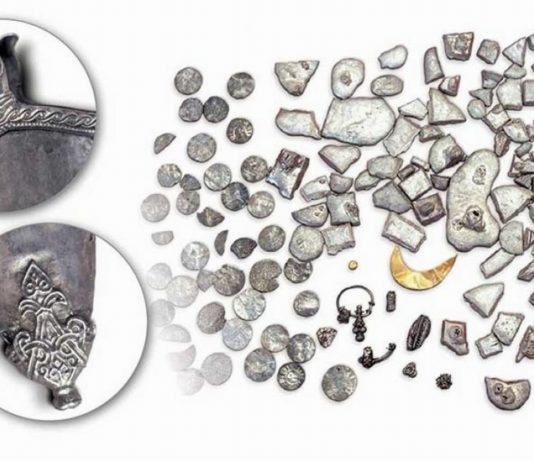 Monety blisko 20 władców w skarbie z Karpackiej Troi (GALERIA)