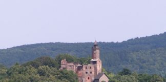 Nieznane fortyfikacje odkryte przy zamku Grodno na Dolnym Śląsku