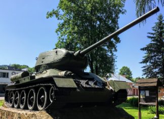Włocławek. Zakopany czołg T-34 czeka na wydobycie