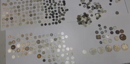 Przemycał z Ukrainy 440 monet, w tym rzymskie – ukrył je w laptopie