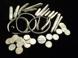 Ogromny skarb Wikingów znaleziony w Anglii! (GALERIA)