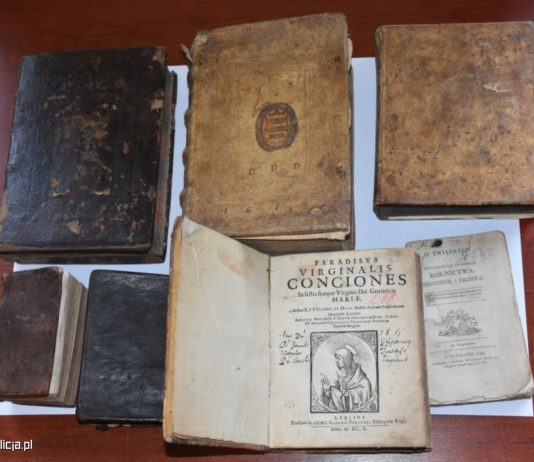 7 skradzionych starodruków w tym z 1609 r. znalazła na aukcji pracownica muzeum