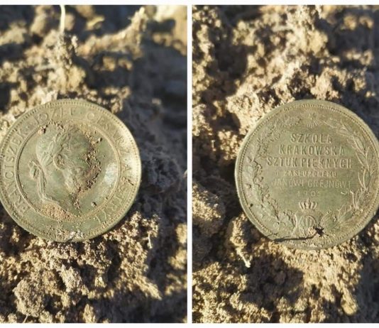 Szkoła Krakowska Sztuk Pięknych – medal z 1905 roku znaleziony na wschodzie