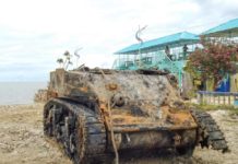 Czołg M5A1 Stuart z IIWŚ wydobyty z rzeki w Medellin (GALERIA)