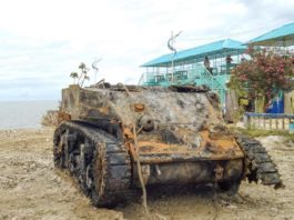 Czołg M5A1 Stuart z IIWŚ wydobyty z rzeki w Medellin (GALERIA)
