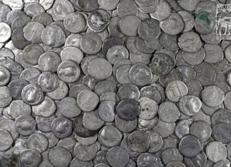 1753 rzymskie denary zostały odkryte pod Hrubieszowem, w sumie 5,5 kg srebra!