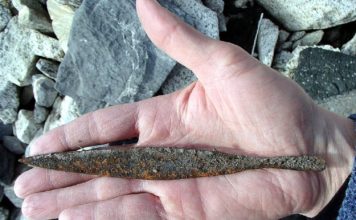 1500-letni grot Wikinga odkryty w topniejącym norweskim lodowcu