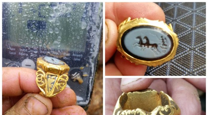 Tylko w 2019 roku poszukiwacze w Anglii odkryli 1311 skarbów!