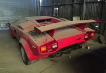 Lamborghini, Porsche, Ferrari. Cudowna stodoła odkryta w USA!