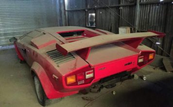 Lamborghini, Porsche, Ferrari. Cudowna stodoła odkryta w USA!