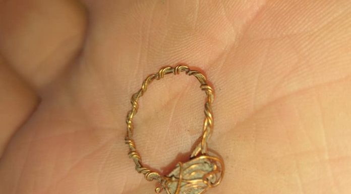Historia odkrycia po 27 latach zgubionego pierścionka „zaręczynowego”