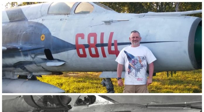 Niezwykłe spotkanie po 30 latach – pilot myśliwca odnalazł swój samolot!