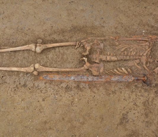 Jak wyglądała ciągłość zaludnienia na terenie Polski w epoce neolitu i brązu?