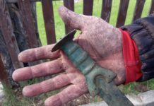 Doskonale zachowany miecz sprzed 3 tys lat odkryty na Słowacji